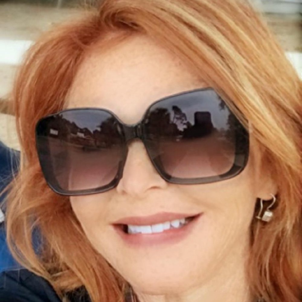 Meet your Posher, Polly